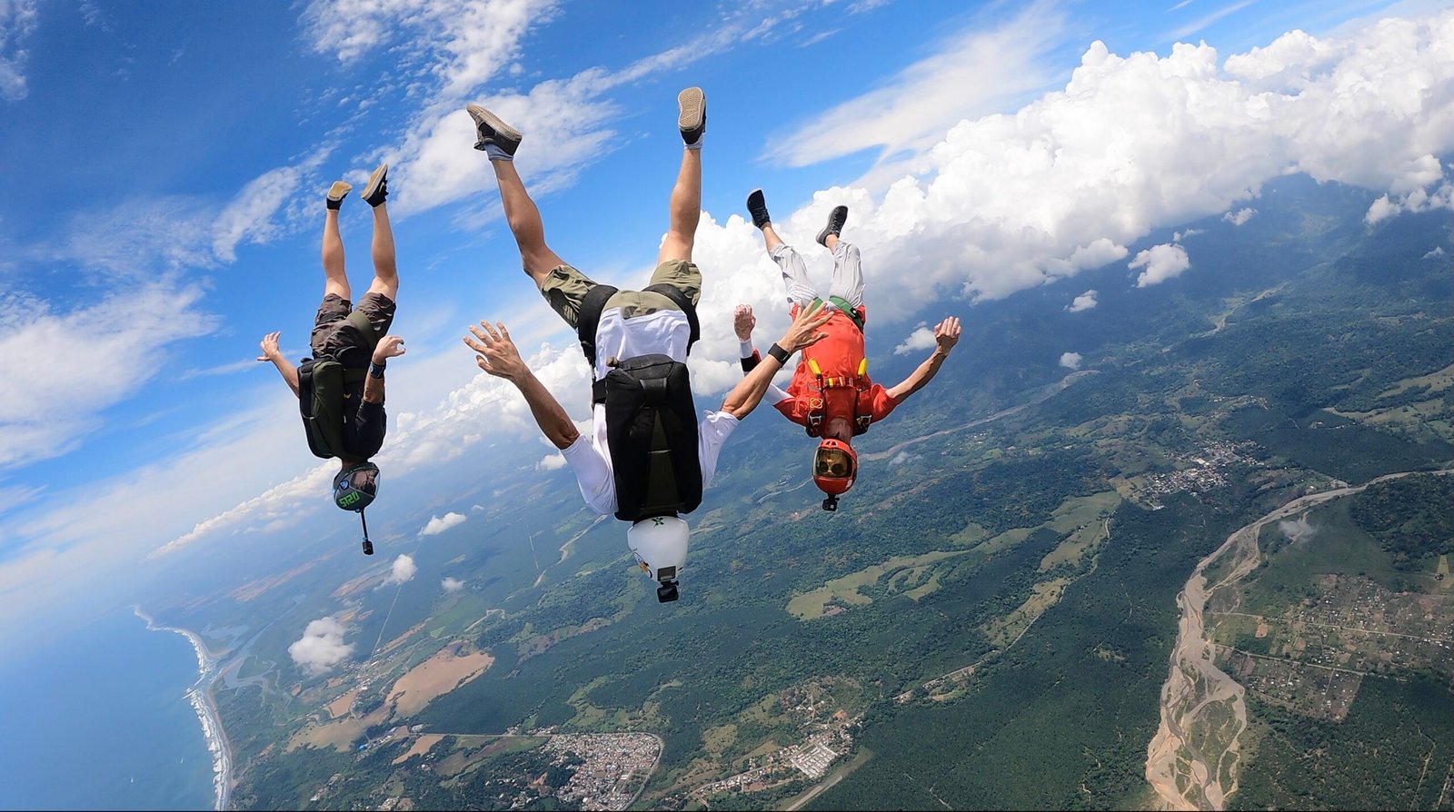 Central Pacific Skydiving Experience – Manuel Antonio - Image 7