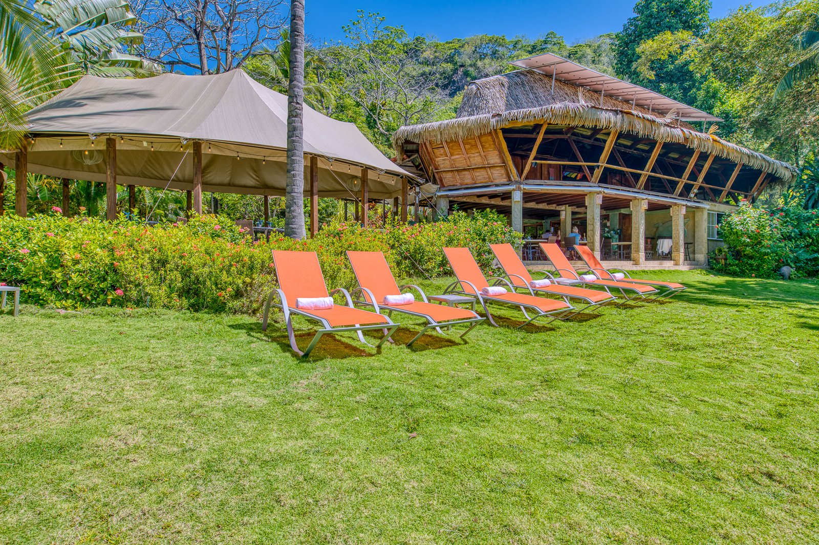 Ylang Ylang Beach Resort - Image 8